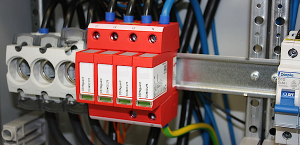 Über­spannungs­schutz bei Electric Arning in Waldkraiburg